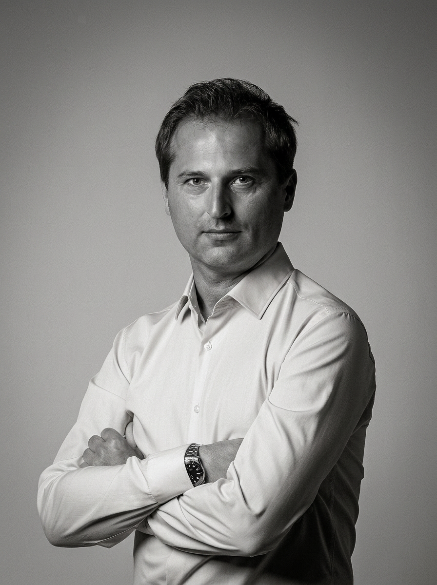 Artur Adamowicz — Founder of Talking Heads PR